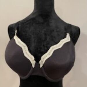 Elegant Black Lace Trim Bra